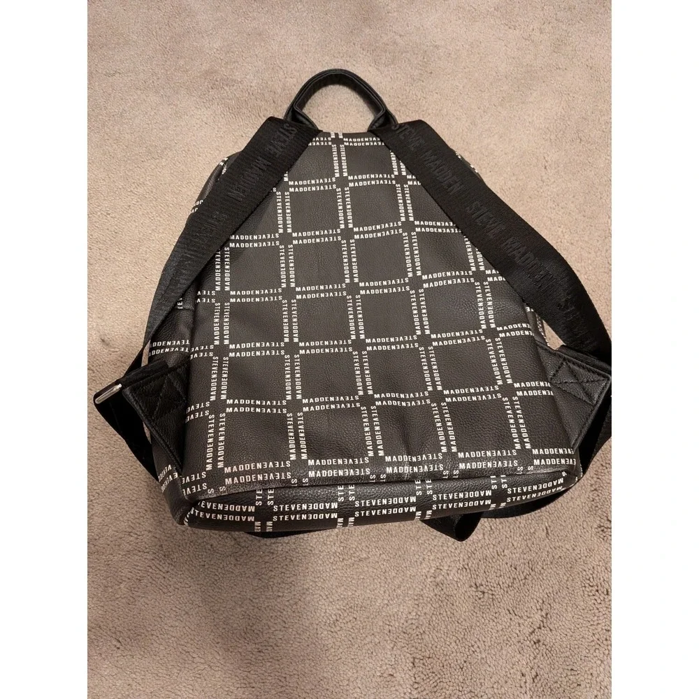 Steve Madden Black Logo Print Pebbled Leather Backpack Front Zip Pockets
